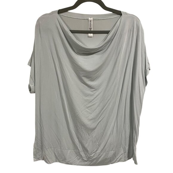 Athleta Relaxed Weekender Tee T-Shirt Light Mint Green Size M - Picture 1 of 10
